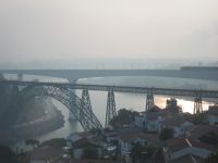 Porto: Brücken Maria I. und Johannes I. im Dunst 