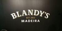 Tag 6 Schriftzug von Blandys Weinkeller in Funchal 