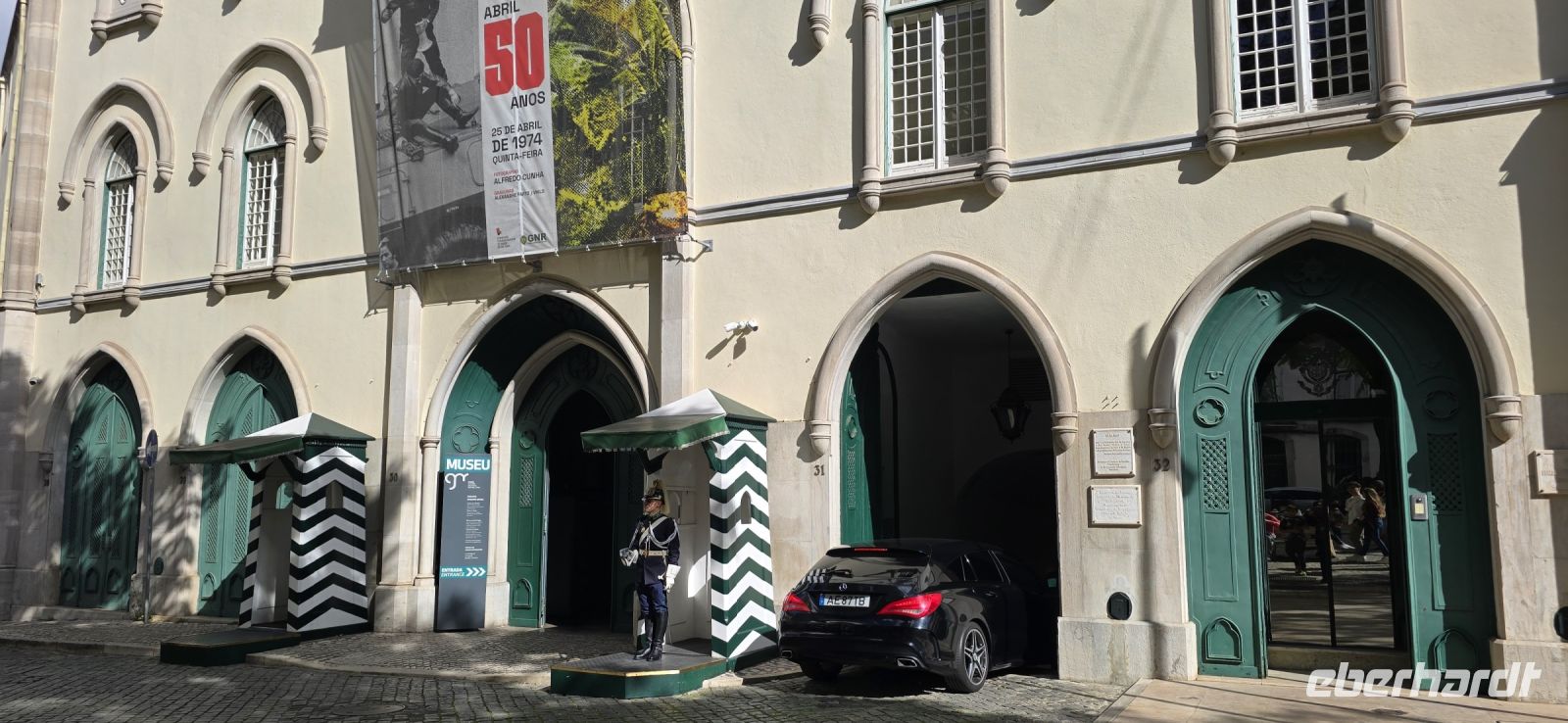 Museum mit Ausstellung zum 50. Jahrestag der Nelkenrevolution