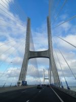Fahrt über die Brücke des 25. Aprils in Lissabon: 3,2 km lang