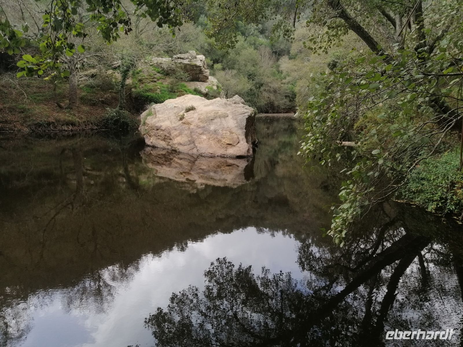 Der Wanderweg Pego das Pias führt zum in einer Schlucht gelegenen Schildkrötensee