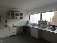 Führung duch die Produktionsanlage, im Labor