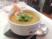 Abendessen im Restaurant Costa Alentejana in Zambujeira do Mar: Fischsuppe