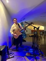 Musikalische Unterhaltung abends in der Bar 