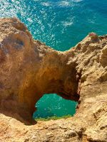 Typische Ausspülungen an den Felswänden