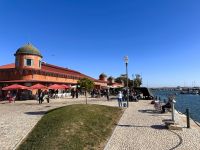 Markthalle in Olhao direkt am Hafen 
