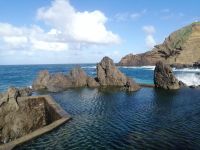 Lavabecken in Porto Moniz