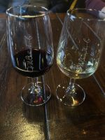 Weinverkostung in der Kellerei Burmester