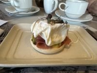 Frühstücksspezialität auf der AROSA ALVA