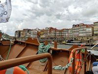 Wie aus dem Holzbaukasten - Ribeira in Porto