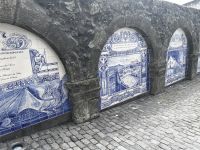 Mosaike zur Entstehung von Velas