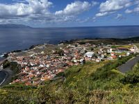 Blick über Vila do Corvo