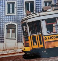 Typisch Lissabon, Kacheln und die alte Straßenbahn