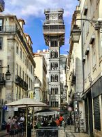 Fahrstühle sind sehr hilfreich in Lissabon, hier de Elevador de Santa Justa
