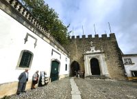 Eingangstor nach Obidos