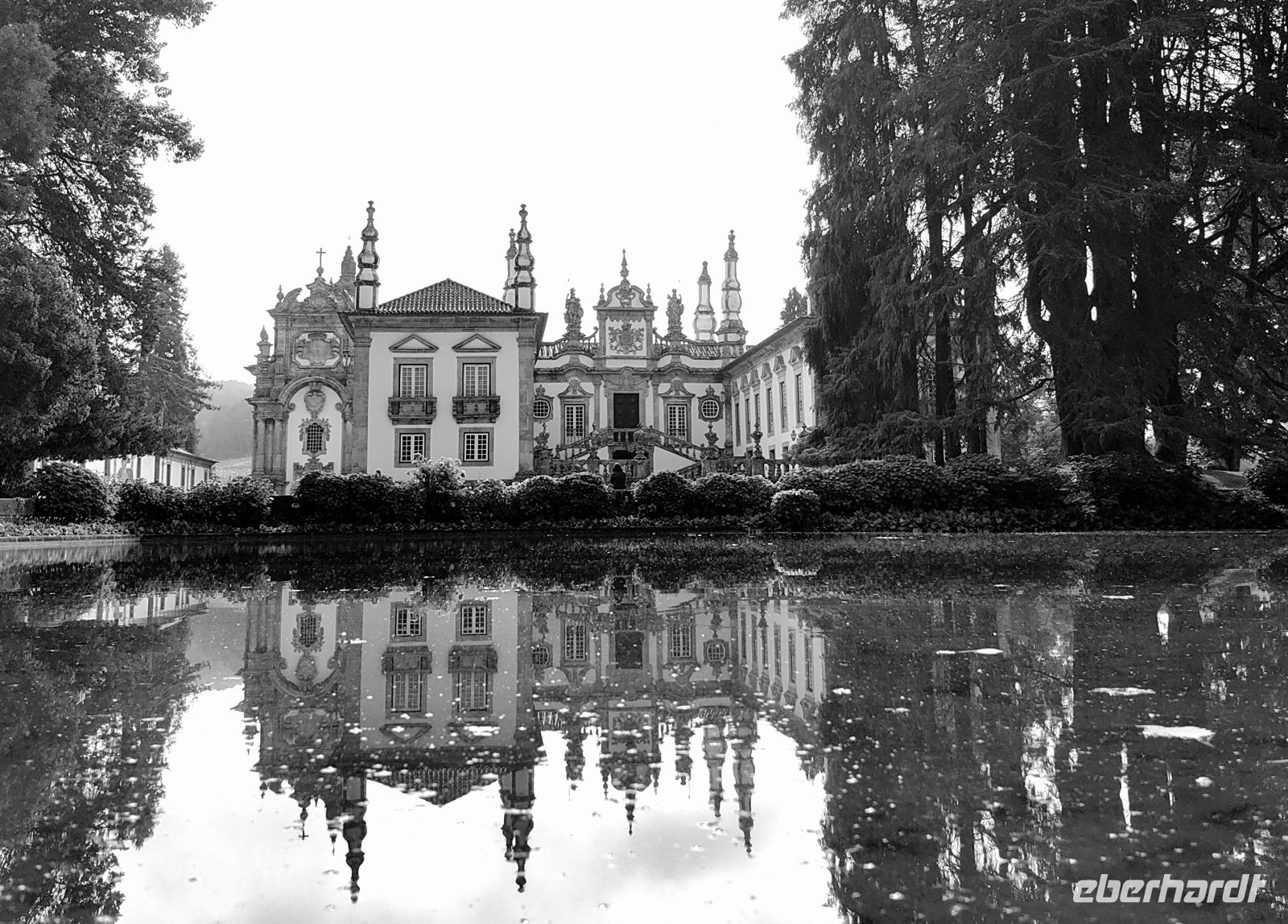 Mateuspalast mit Wasserspiegelung