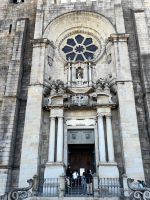 Eingangsportal der Kathedrale von Porto