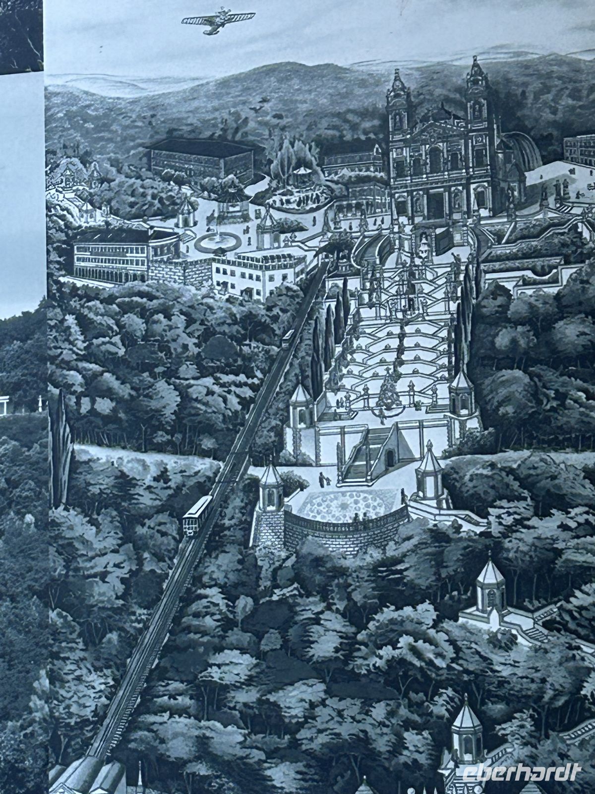 Pilgerweg und Standseilbahn auf einem Bild dargestellt 