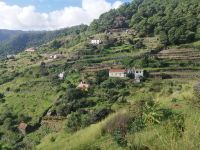Wanderung entlang der Levada von Marocos