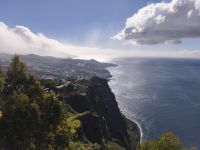 Tag 4 Panoramablick auf die Küste Funchals vom Aussichtspunkt Cabo Girao  &ndash; &copy; Robert Kramer (Eberhardt TRAVEL)