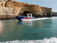 Die Küstenbootsfahrt an der Algarve - und Kraft des Meeres - Portugal  &ndash; &copy; Marieta Beck (Eberhardt TRAVEL)