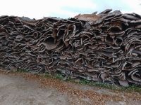 Korkeiche zu Verarbeitung - Korkmanufaktur - Portugal  &ndash; &copy; Marieta Beck (Eberhardt TRAVEL)