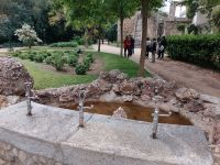 Hier fließt bald Sauerkirschlikör Mariquinhas statt Wasser - : )- Évora  &ndash; &copy; Marieta Beck (Eberhardt TRAVEL)