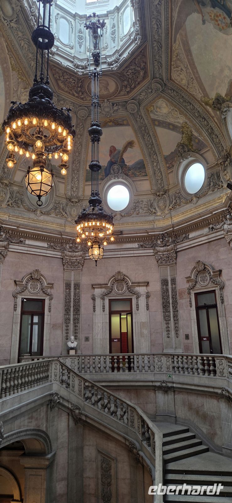 Börsenpalast Porto - Portugal &ndash; &copy;  (Eberhardt TRAVEL)