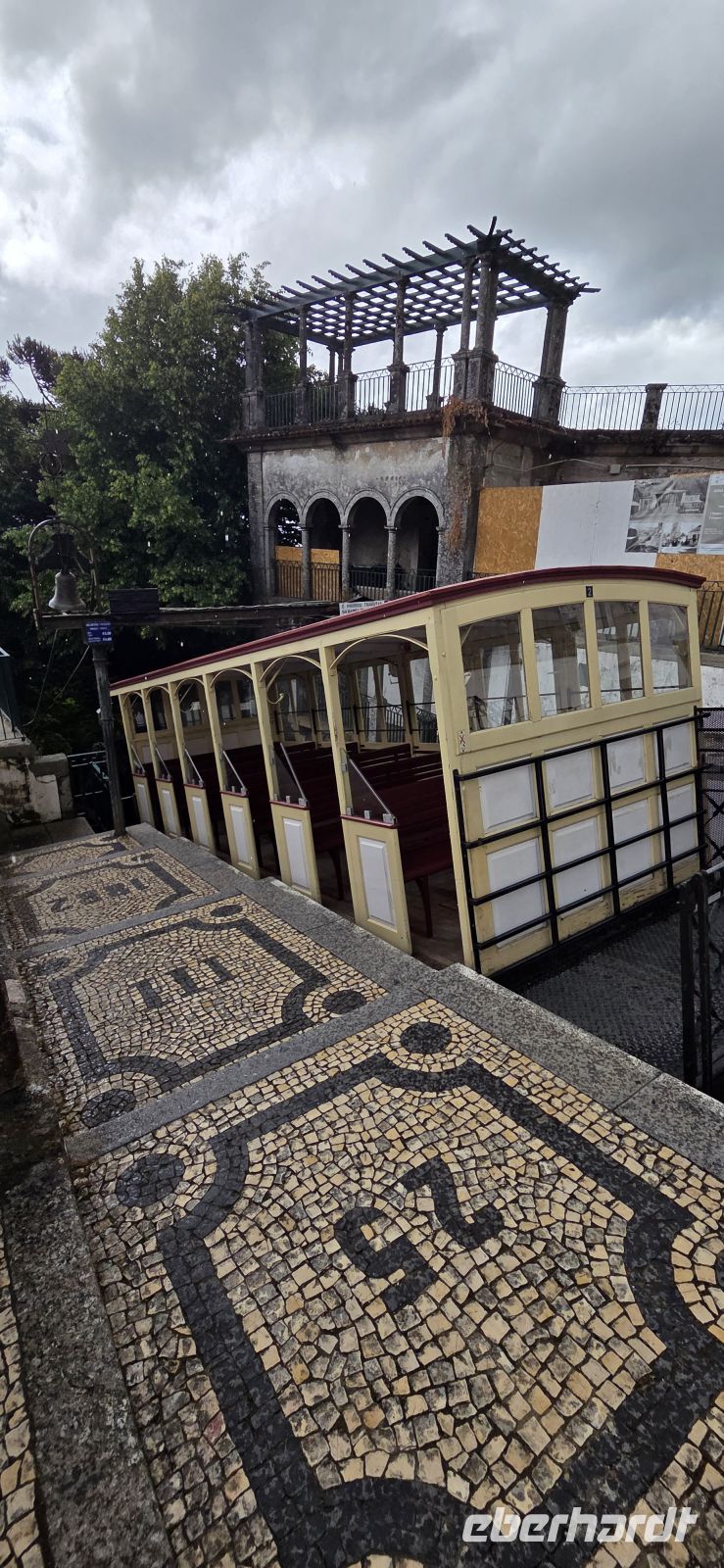 Wasserbellastbahn Bom Jesus Braga - Portugal &ndash; &copy;  (Eberhardt TRAVEL)