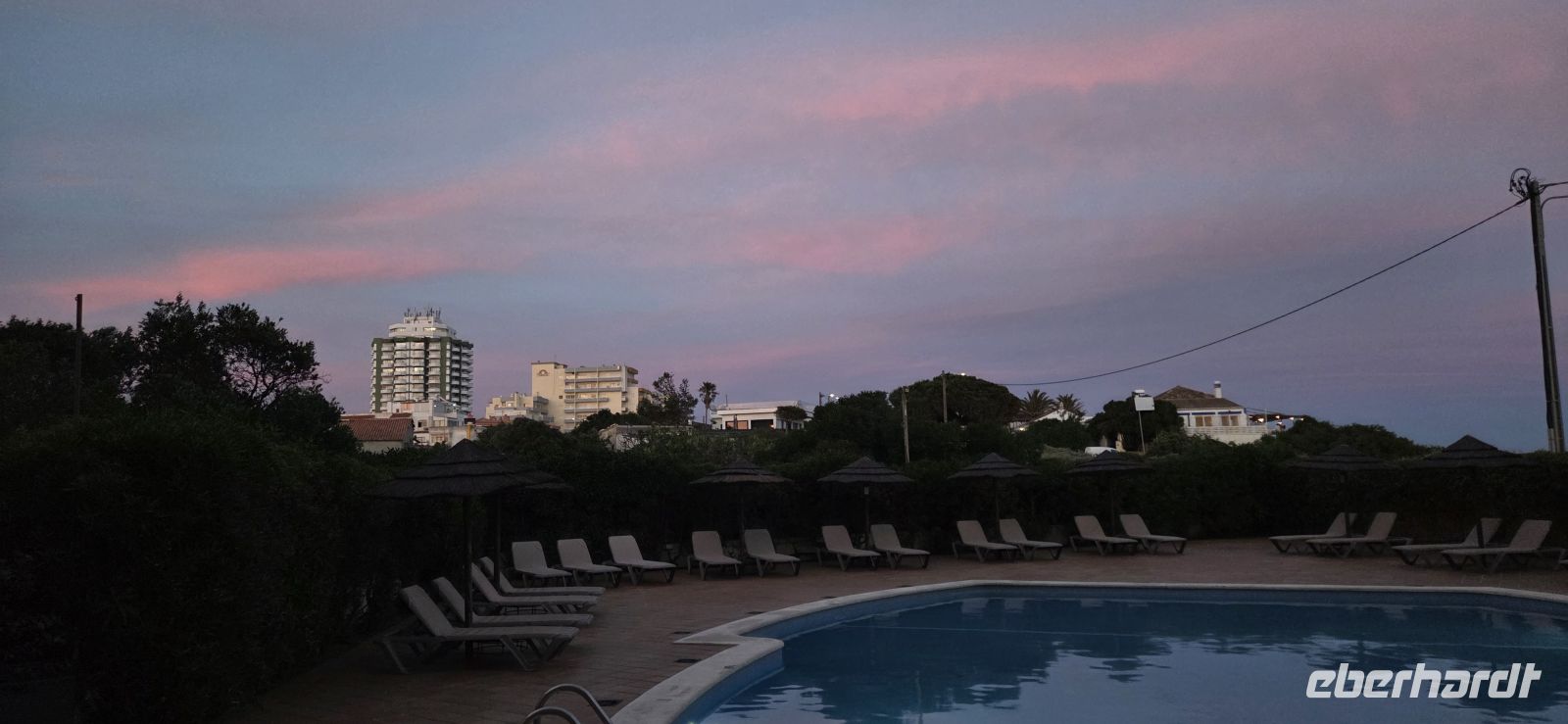 Sonnenuntergang an der Algarve - Portugal &ndash; &copy;  (Eberhardt TRAVEL)