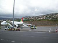 Auf dem Flughafen von Madeira
