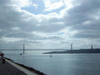 Blick auf die Ponte 25 de Abril