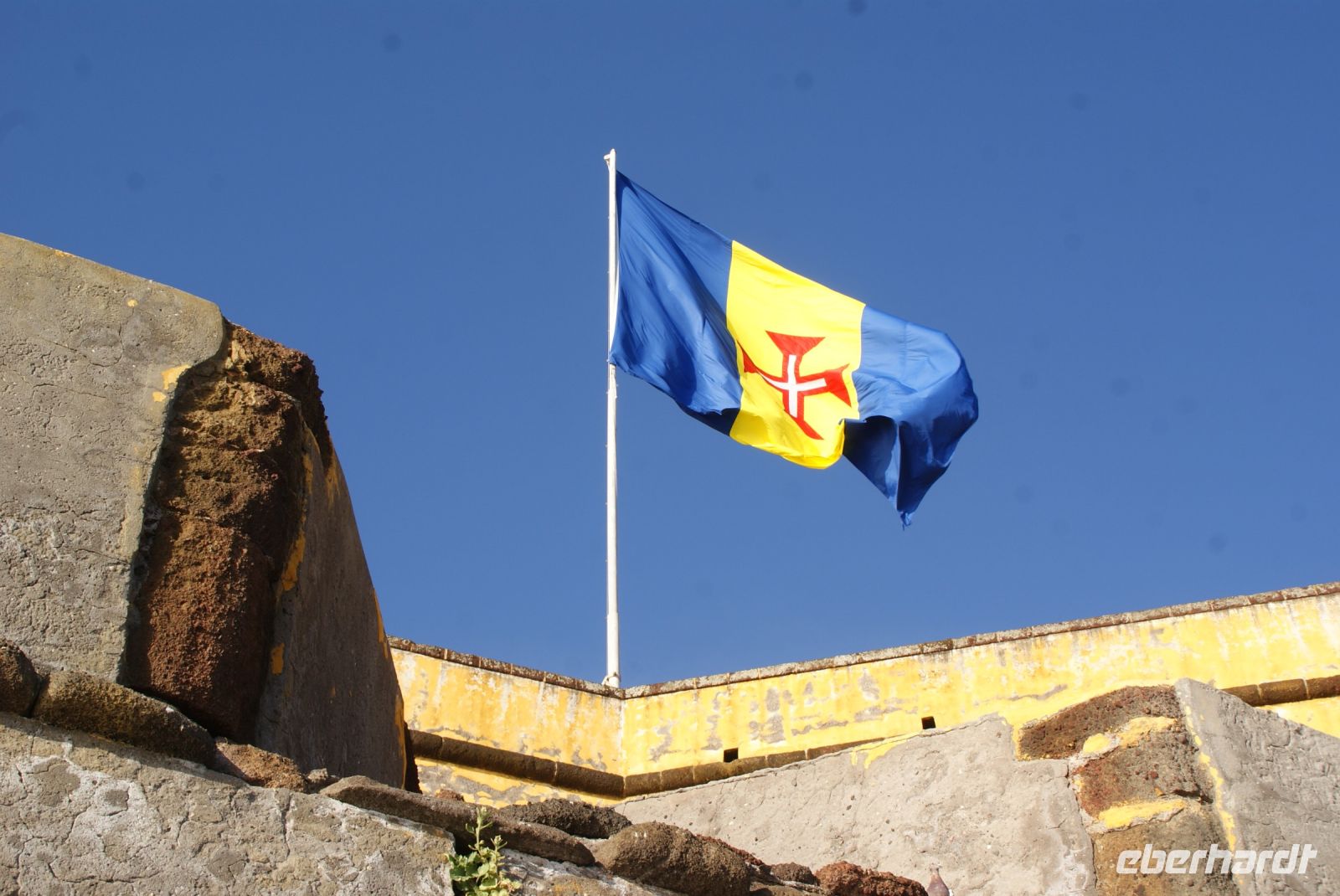 42 Flagge Madeiras