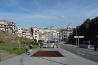 Porto Straßen mitten durch Felsen