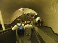 Eingang zur Metrostation Chiado-Baixo
