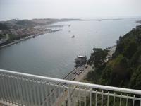 Wieder in Porto zurück - Wir fahren über die Ponte da Arrabida und sehen die Mündung des Douro in den Atlantik