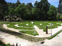 Parkanlage vor dem Hotel