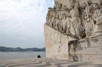 Am Entdeckerdenkmal in Lissabon - Blick auf den Tejo &ndash; &copy; Kristin Weigel (Eberhardt TRAVEL)
