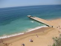 Noch ist der Strand von Albufeira leer