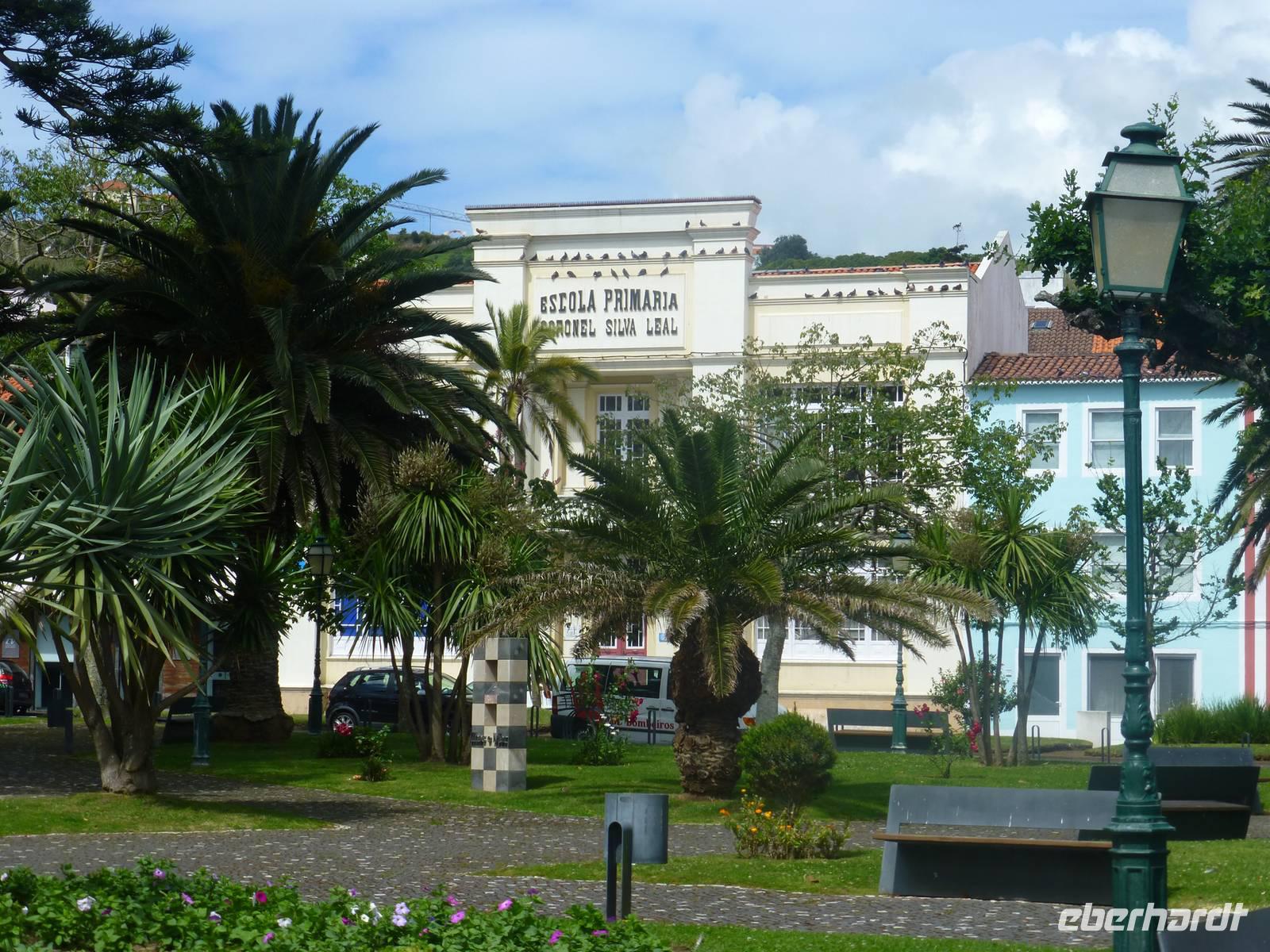 Stadtrundgang in Horta