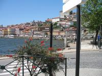 Fluss-Überquerung über die Brücke Ponte Luiz I.