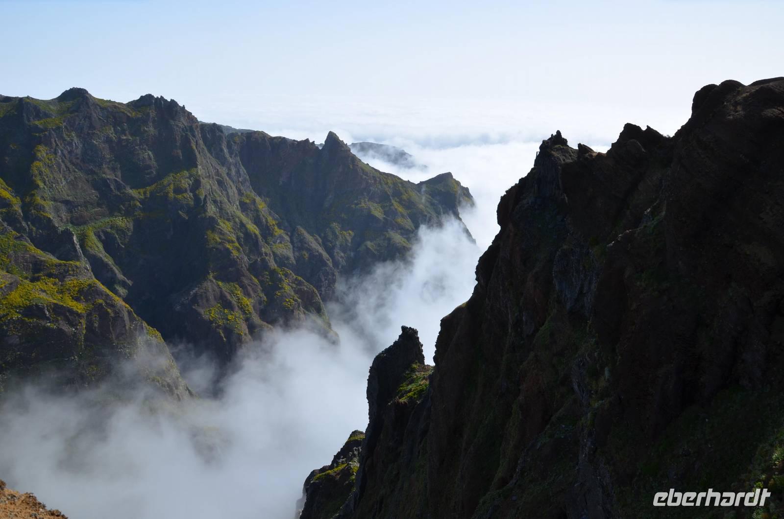 Vom Pico de Areiro zum Pico de Ruivo