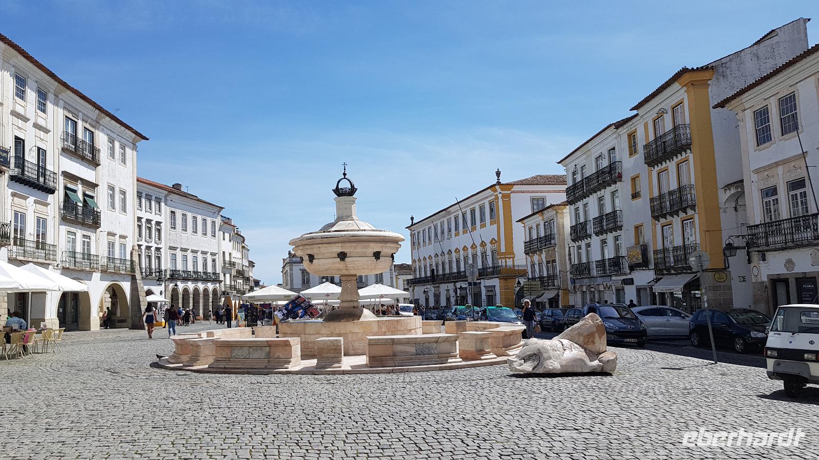 Evora