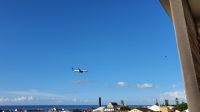 Flugbeobachtung aus dem Hotelzimmer
