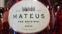Flusskreuzfahrt Douro - der Palast von Mateus auf der Flasche