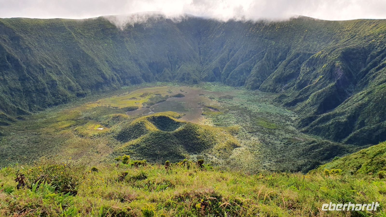 Insel Faial, Blick in die Caldeira