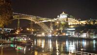 Porto bei Nacht