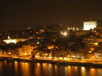 Porto bei Nacht