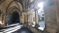 Singlereise Portugal - in der Kathedrale von Porto
