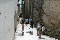 schmale Gassen in Lissabon